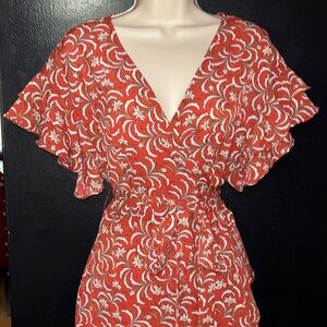 Max Studio ruffled crepe high/low wrap dress. Sz medium.